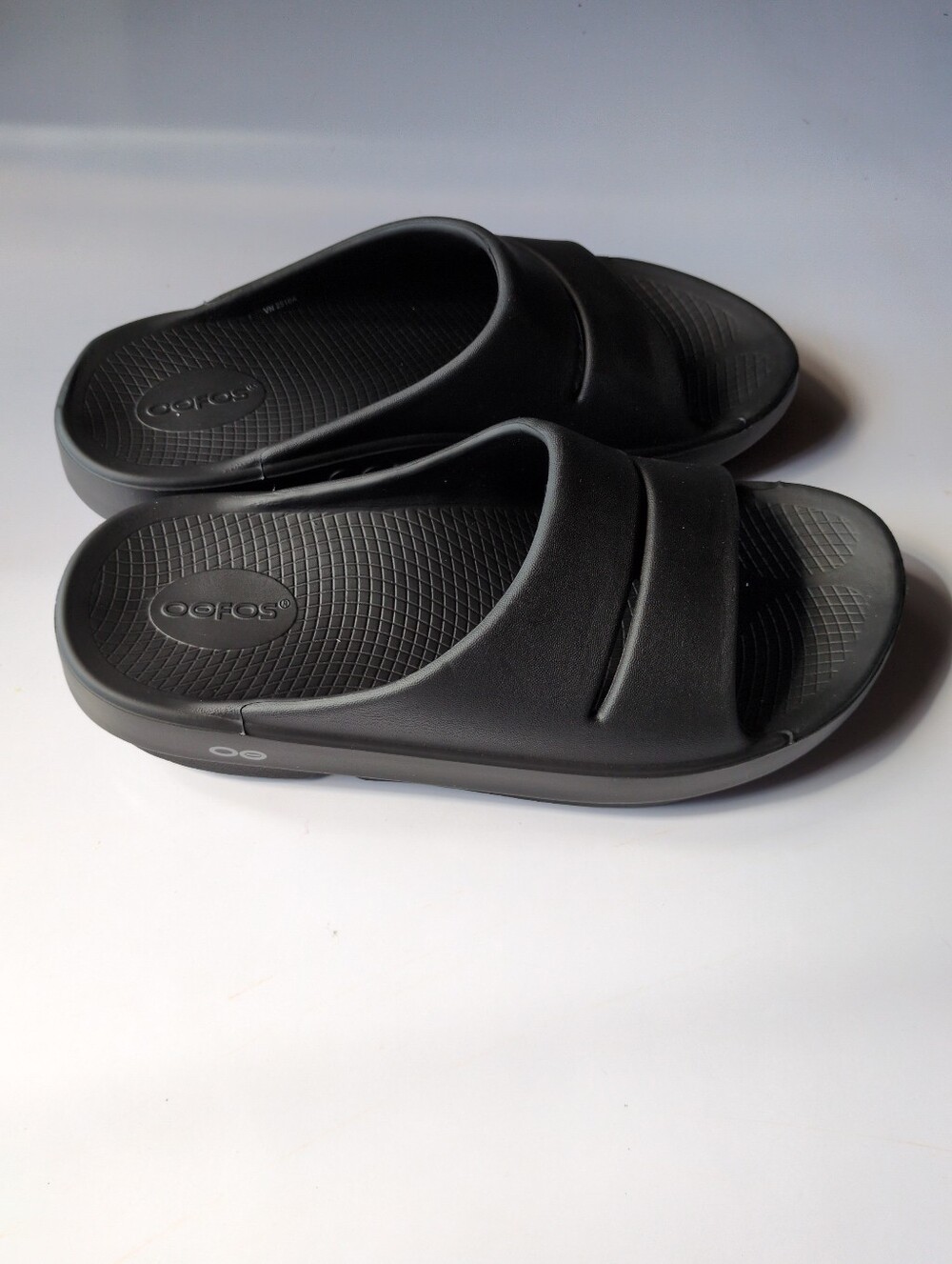 OOFOS OOriginal Slide Sandals Men's Sz 8 Women Sz 10